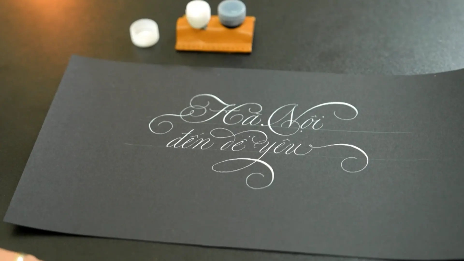 Yêu Hà Nội qua từng nét chữ | Hà Nội đến để yêu | 19/12/2025